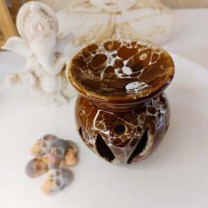 Brown & White Burner