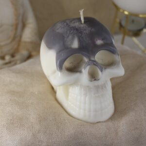Skull Candle-Sandalwood, Bergamot & Lavender