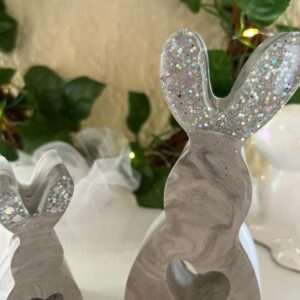 Bunny Grey w/Silver Resin Large